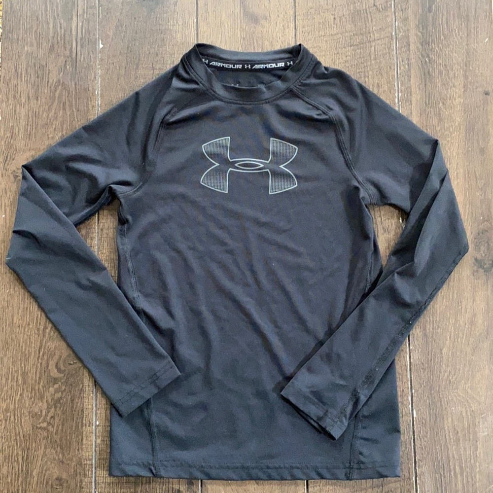 Under Armour Size Youth Small Tee